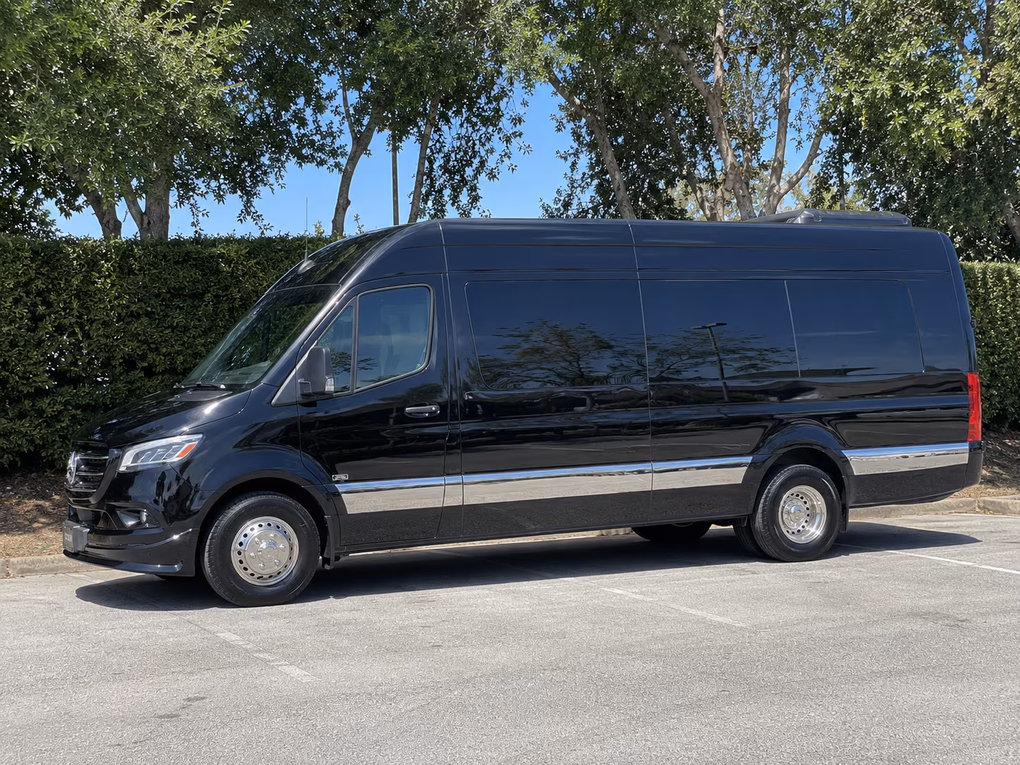 gilbert 12 passenger sprinter van