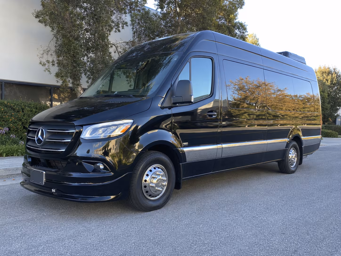 gilbert 8 passenger sprinter van